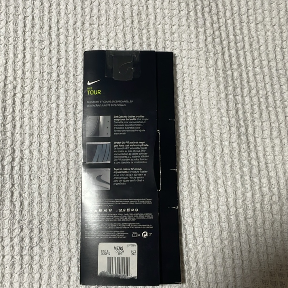 Nike tour golf glove - Picture 3 of 5